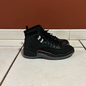 Air Jordan 12 “Utility grind” Size 7 very good condition